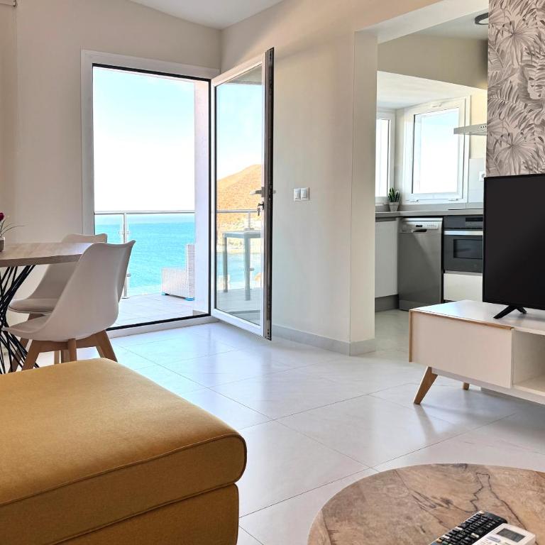 Apartamentos Julio Visconti - Apartamento Deluxe de 2 dormitorios con vistas al mar - 1