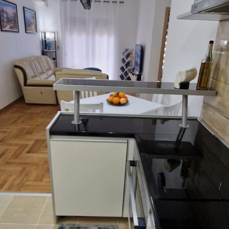 MARNO Apartment 2 - Two-Bedroom Apartment - 11