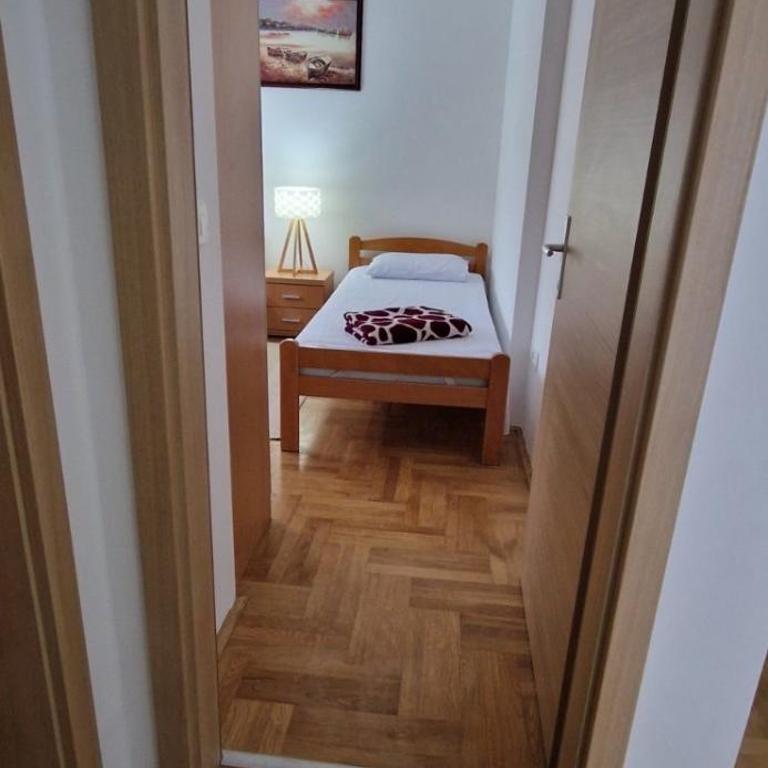 MARNO Apartment 2 - Two-Bedroom Apartment - 24