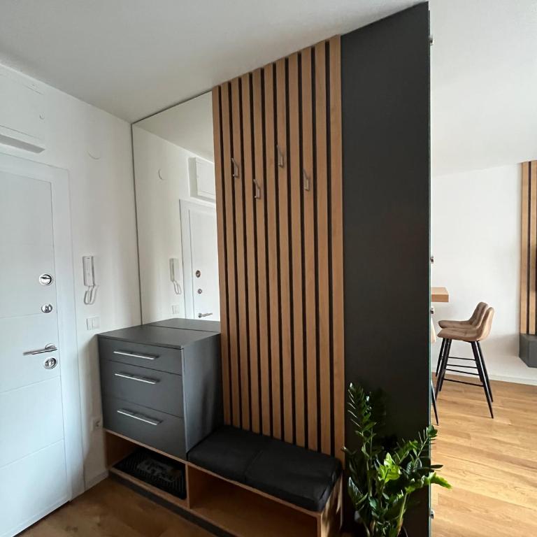 Sunnyhome - One-Bedroom Apartment - 3
