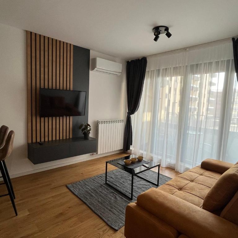 Sunnyhome - One-Bedroom Apartment - 14