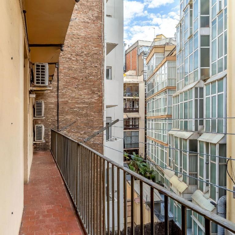 Canela Homes BARCELONA ESSENCE - Apartment - 67