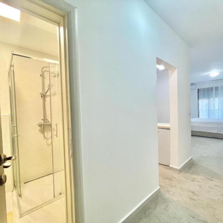 Redondo Apartments Budva - Studio Apartman - 4