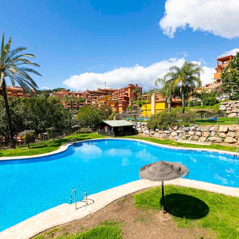 Relaxing Marbella Apartment with Pool - Pass the Keys - Two-Bedroom Apartment - 1