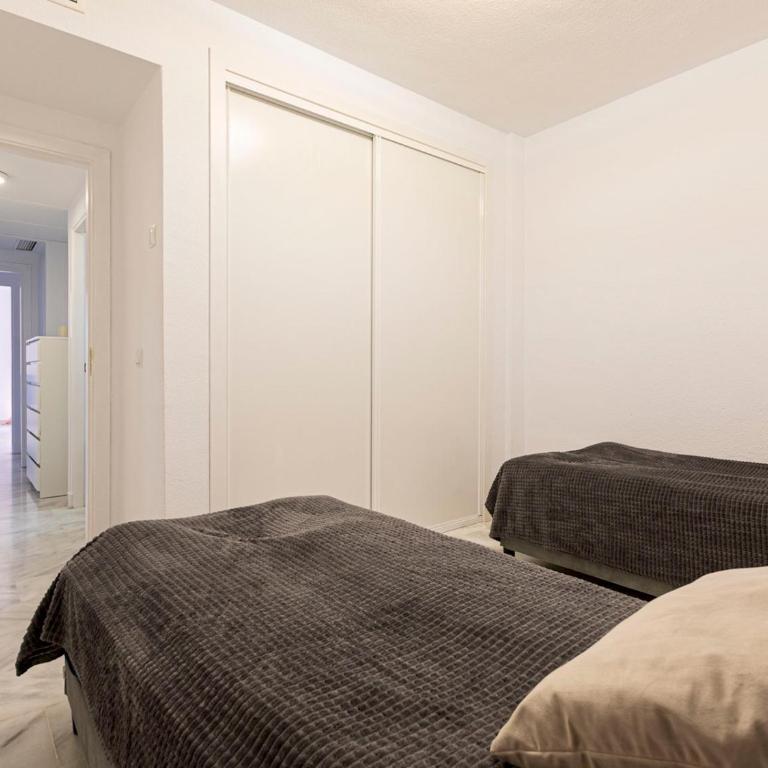 Relaxing Marbella Apartment with Pool - Pass the Keys - Two-Bedroom Apartment - 19