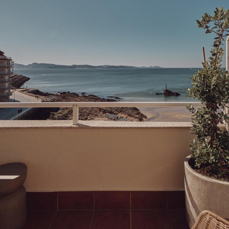 Hotel Atlante Sanxenxo Boutique - Habitación Doble con balcón y vistas al mar - 9