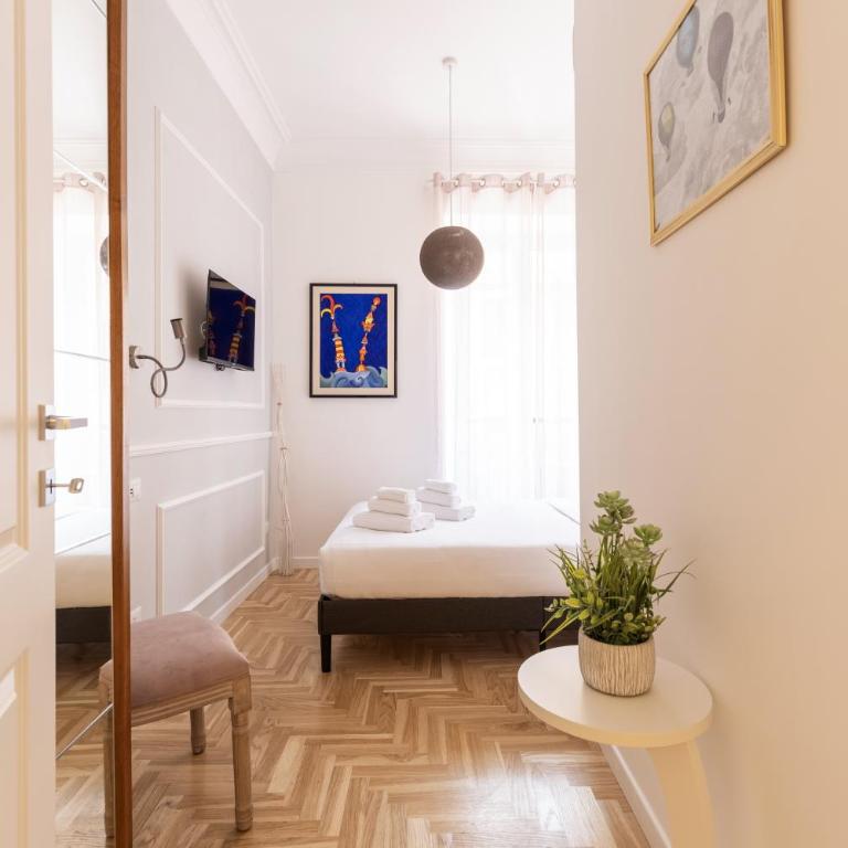Hostly-Puccini Luxury Home-Near Colosseum & Trevi - Appartamento Deluxe con 2 Camere da Letto - 17