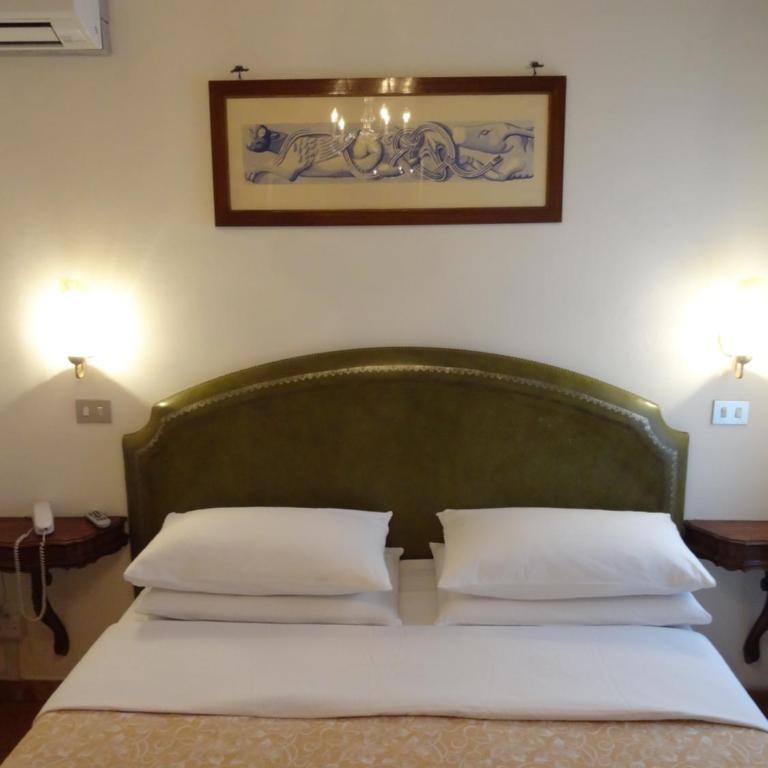Hotel Minerva & Nettuno di Venezia - Camera Matrimoniale con Bagno Privato - 1