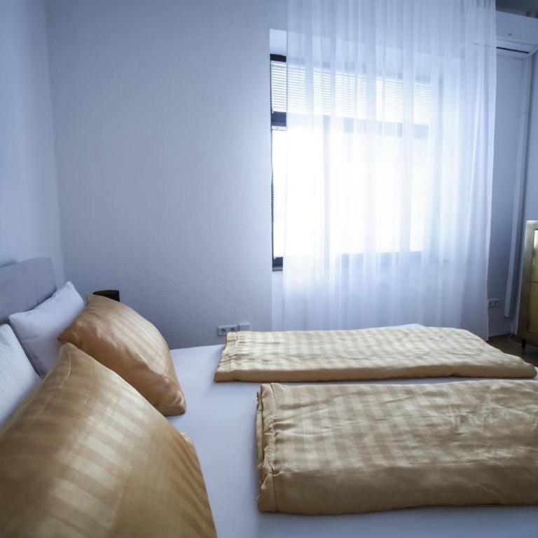Apartman Eden Bihać - Two-Bedroom Apartment - 13