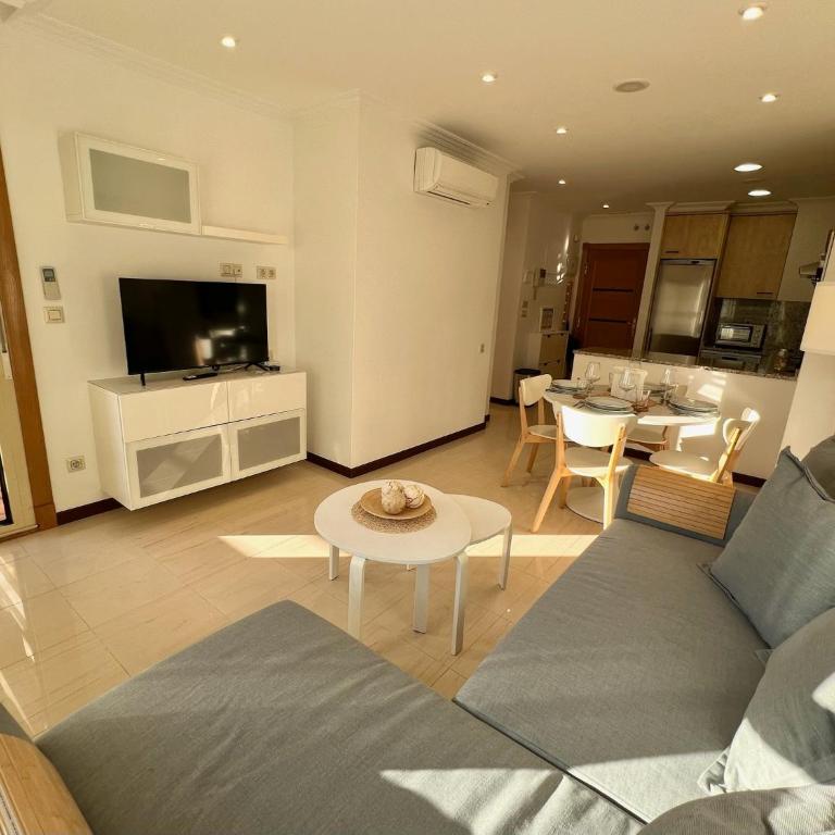 Bright and Cozy Apartment with Pool and Jacuzzi and near beach - Apartamento de 1 dormitorio - 2