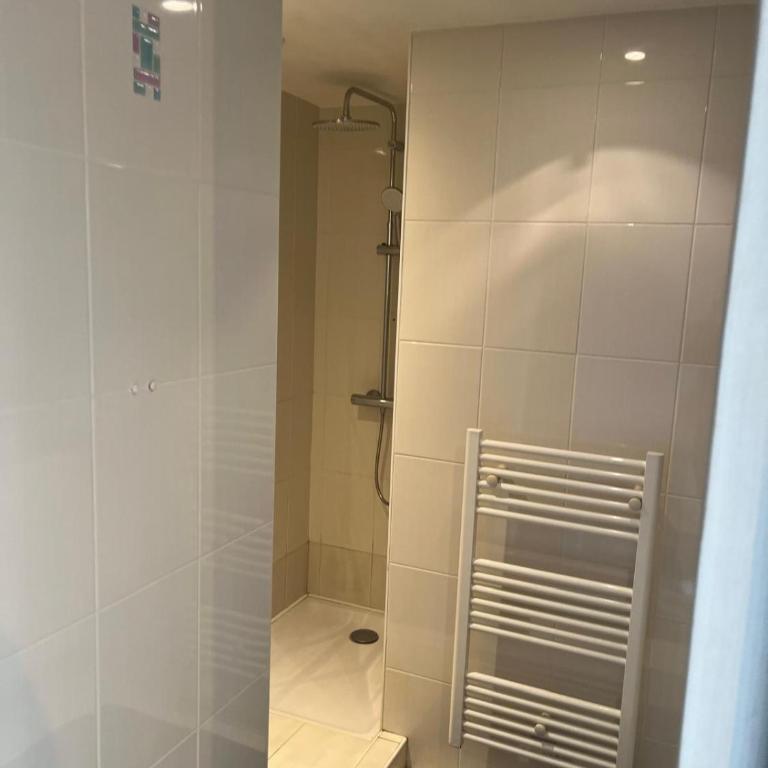 Sabl'Appart Gare - One-Bedroom Apartment - 2
