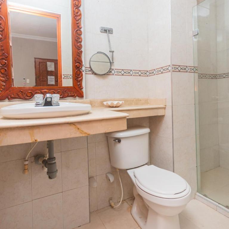 Hotel Baluarte Cartagena Boutique - Standard Triple Room - 1