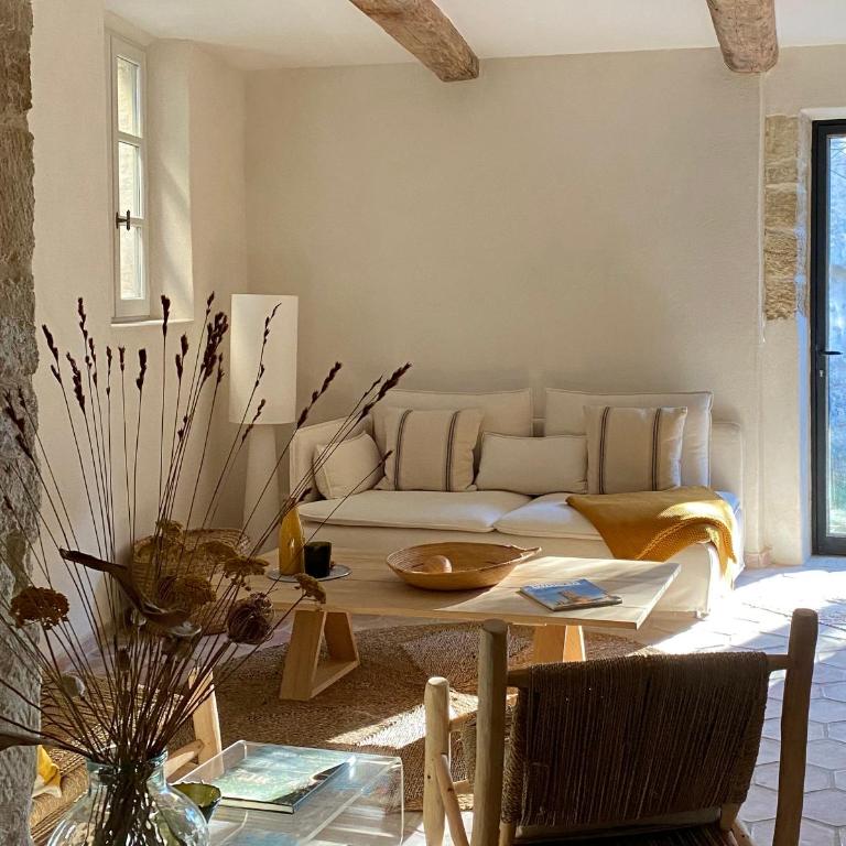 La Maison du Puisatier • Centre historique • Piscine chauffée •Jardin - Maison 3 Chambres - 27