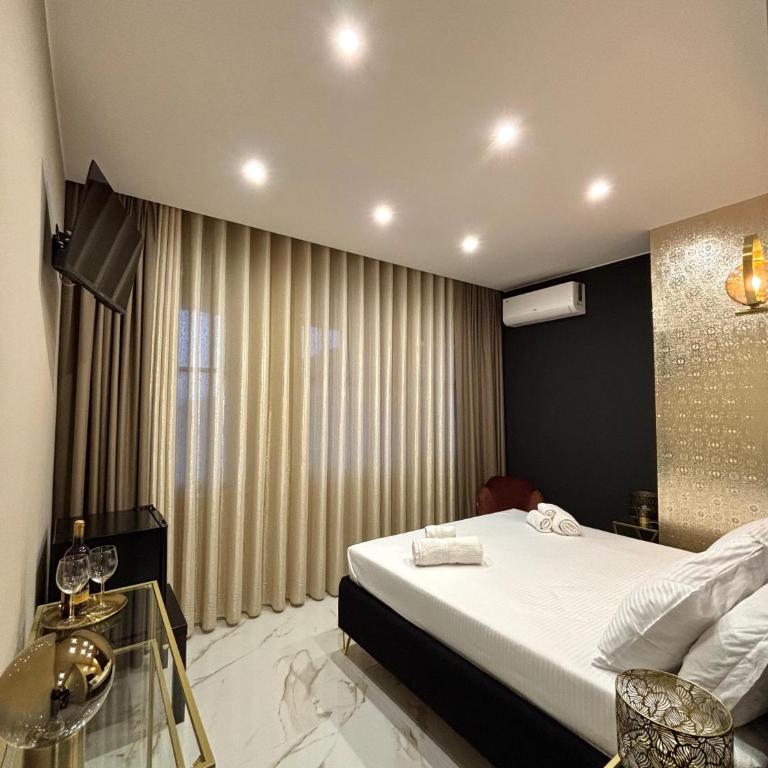 Le Suites del Corso Catania Centro - Deluxe Double Room - 3