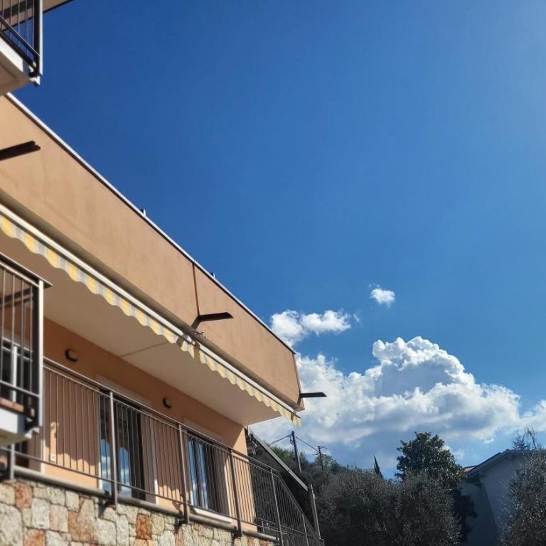 Villa Josefine Lake Front beach and Pool - Camera Matrimoniale con Terrazza - 7