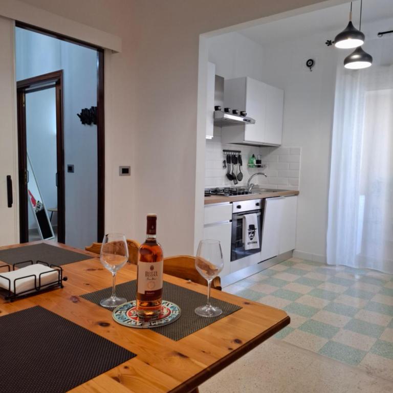 Rome Lumina - Bright two-room apartment near Metro C, 6 stops from the Colosseum - Appartamento con 1 Camera da Letto - 6
