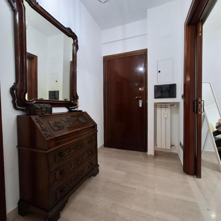 Rome Lumina - Bright two-room apartment near Metro C, 6 stops from the Colosseum - Appartamento con 1 Camera da Letto - 30