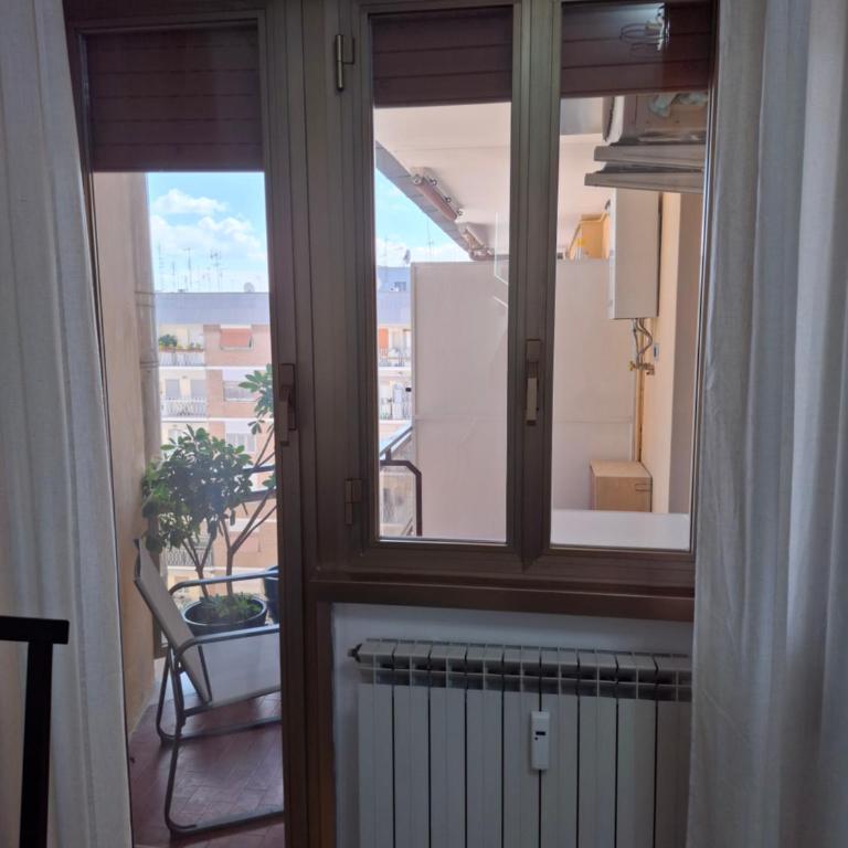 Rome Lumina - Bright two-room apartment near Metro C, 6 stops from the Colosseum - Appartamento con 1 Camera da Letto - 45
