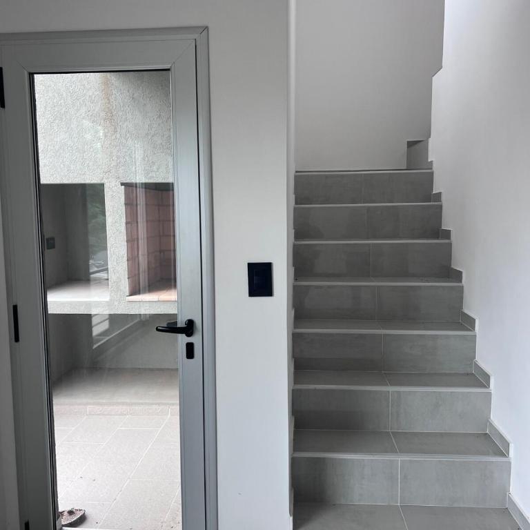 Duplex 3amb a 200mts de la laguna, Parrilla y Cochera - Apartment - Split Level - 20