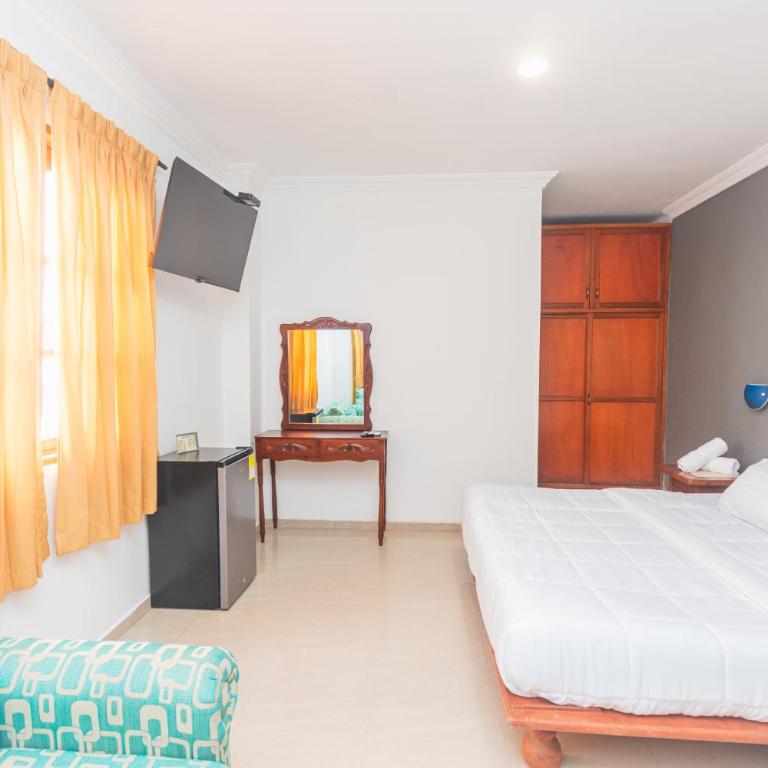 Hotel Baluarte Cartagena Boutique - Superior Double Room - 8