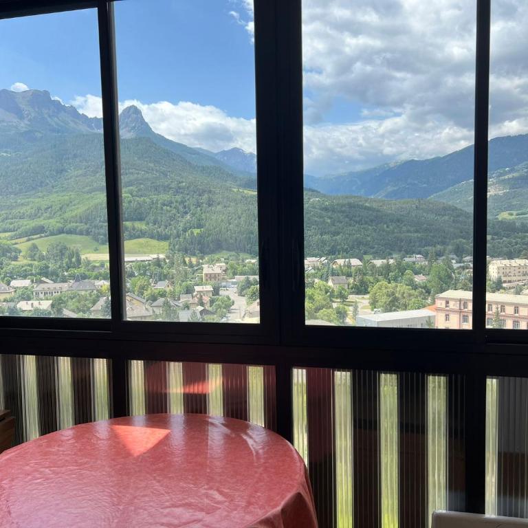 Terrasse de l'Adroit - Barcelonnette - Wi-fi gratuit - Superior Apartment - 1