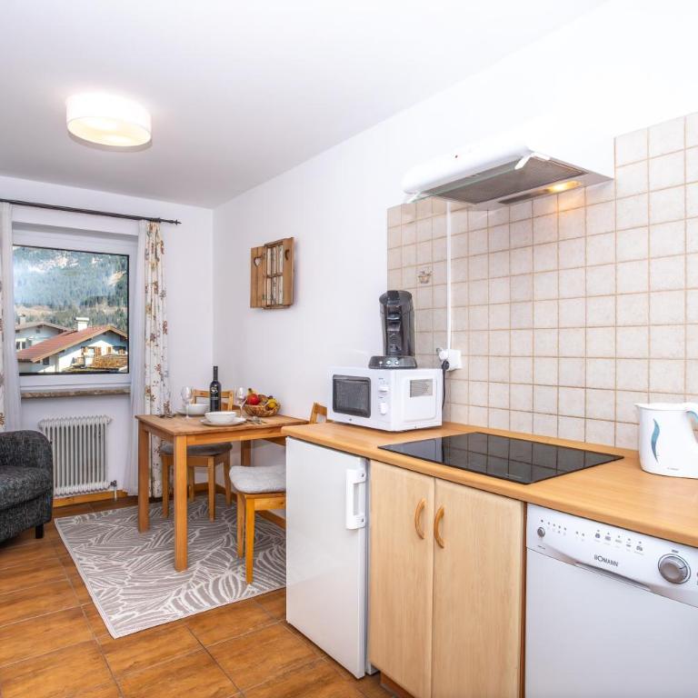 Alpina Apartments - Zell am See - Air Condition - Apartment mit Balkon - 11