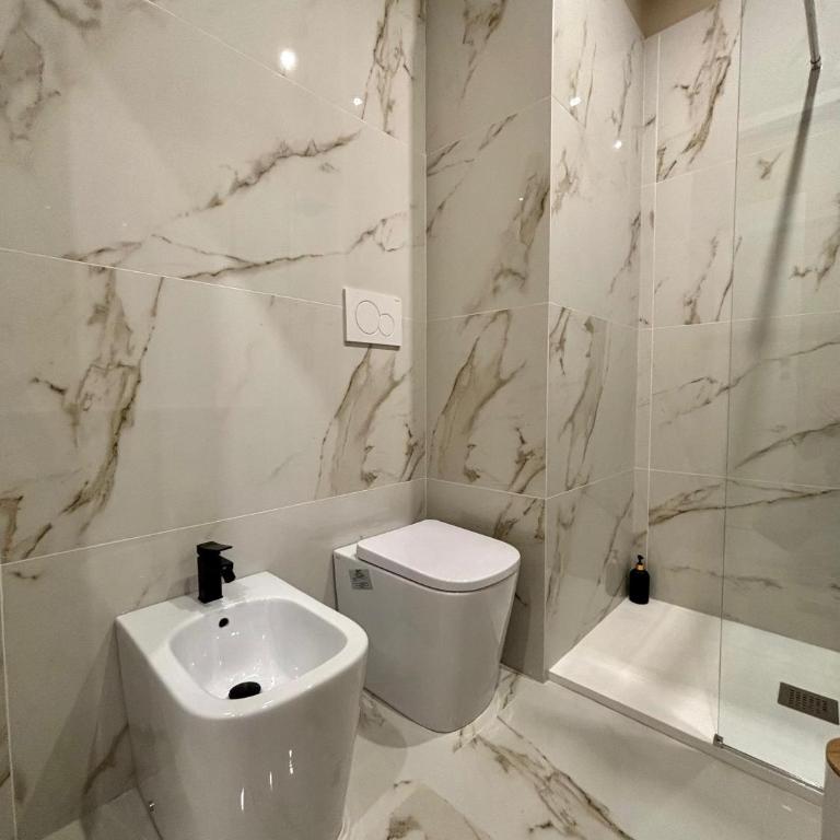 Le Suites del Corso Catania Centro - Deluxe Double Room with Sea View - 3