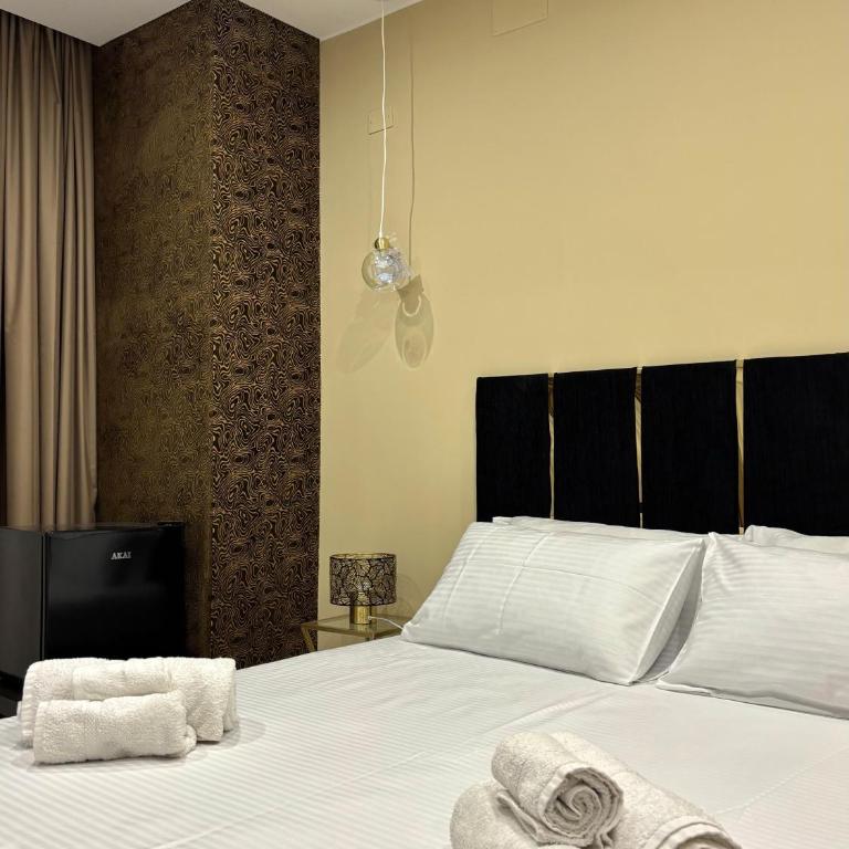 Le Suites del Corso Catania Centro - Deluxe Double Room with Sea View - 9
