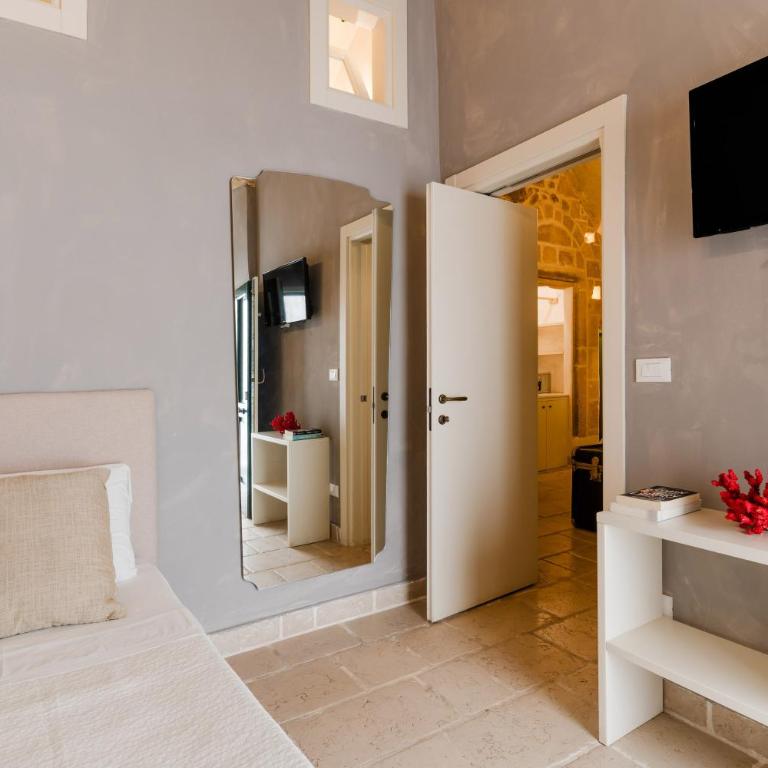 Relais La Casa del Poeta - Camera Familiare Standard - 19