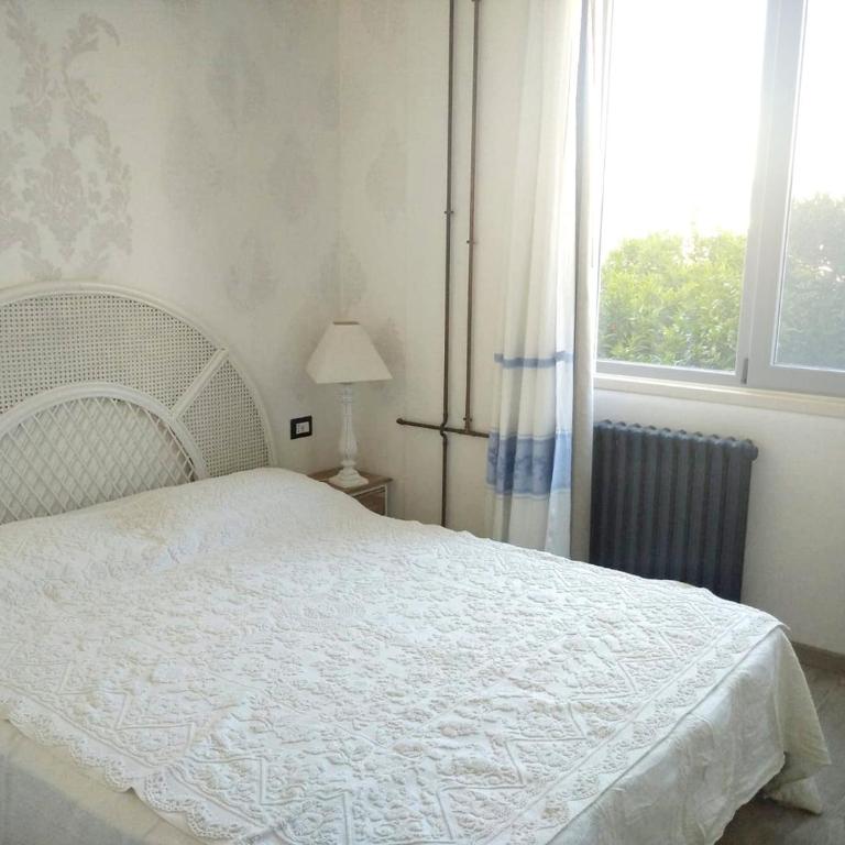 Lliri Blanc - Camera Tripla Comfort con Doccia - 3