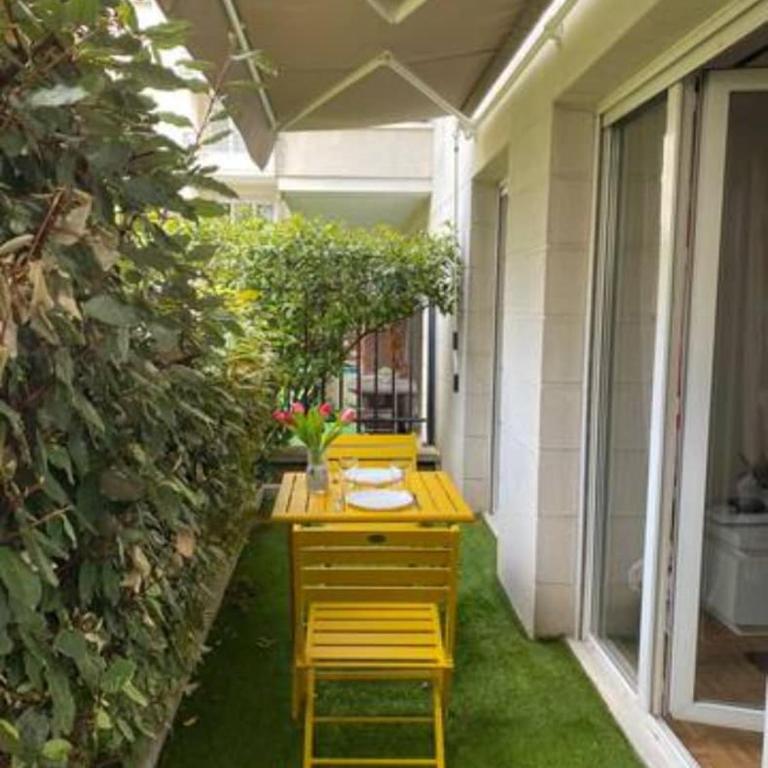 Grand F2 de 50m2 pour 4 personnes - Paris 10eme Gare du Nord, Stade de France - One-Bedroom Apartment - 2