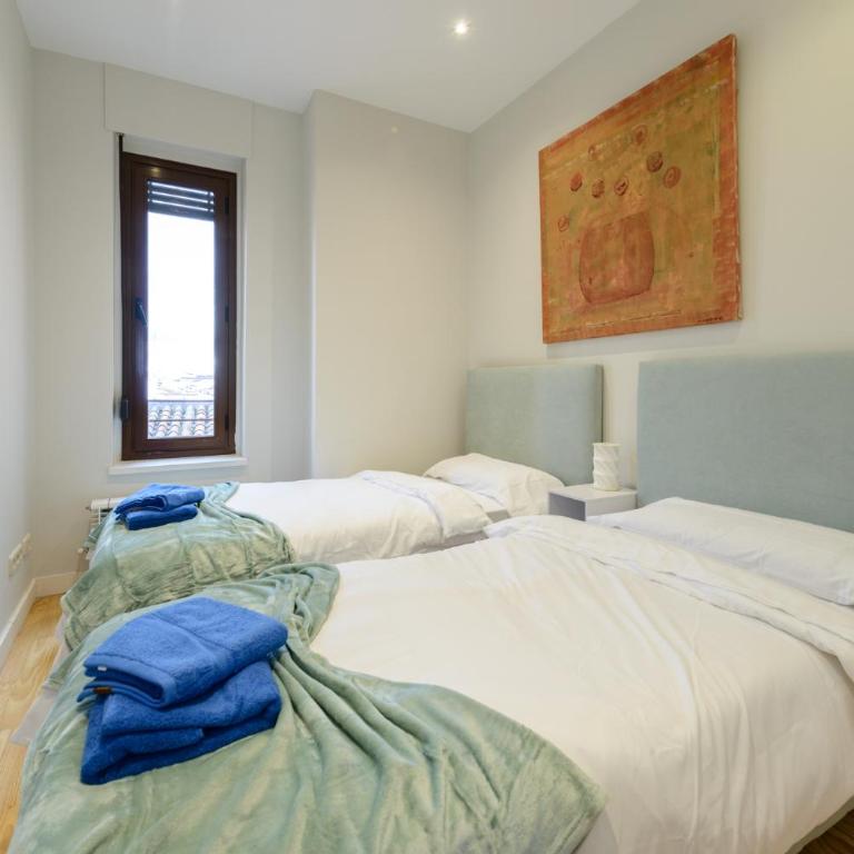 Apartamento con vistas impresionantes 170m2 muy amplio y lujoso- 1 Min Plaza Mayor - Apartamento de 3 dormitorios - 39