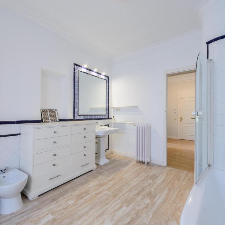 Apartamento con vistas impresionantes 170m2 muy amplio y lujoso- 1 Min Plaza Mayor - Apartamento de 3 dormitorios - 28