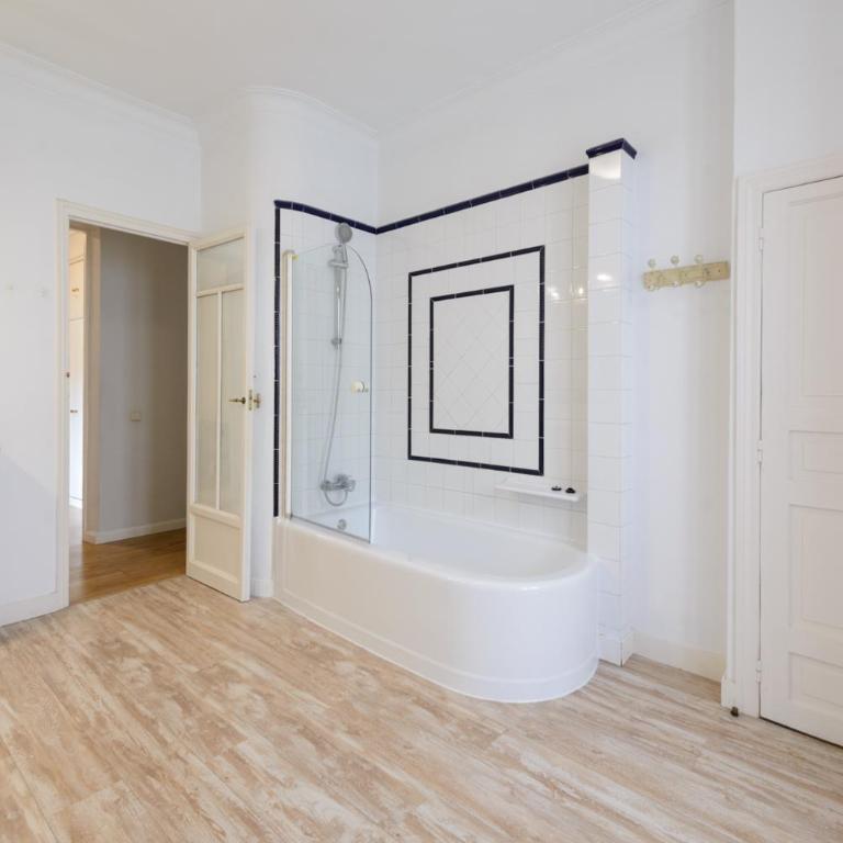 Apartamento con vistas impresionantes 170m2 muy amplio y lujoso- 1 Min Plaza Mayor - Apartamento de 3 dormitorios - 26