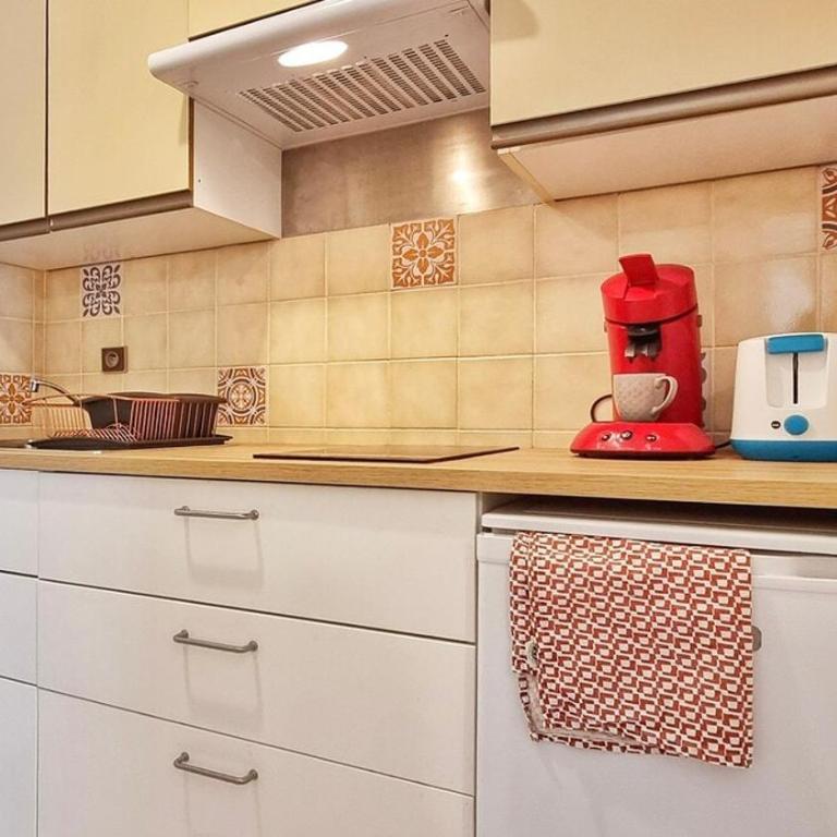 Chez Coralie - T2, 2 pers, parking, balcon - Apartment mit 1 Schlafzimmer - 38