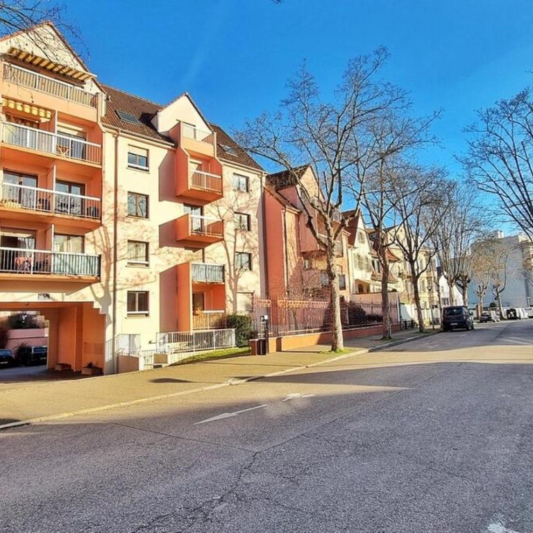 Chez Coralie - T2, 2 pers, parking, balcon - Apartment mit 1 Schlafzimmer - 45