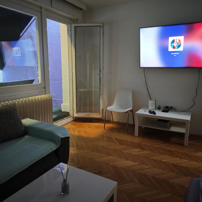 Rooftop Vracar - One-Bedroom Apartment - 5