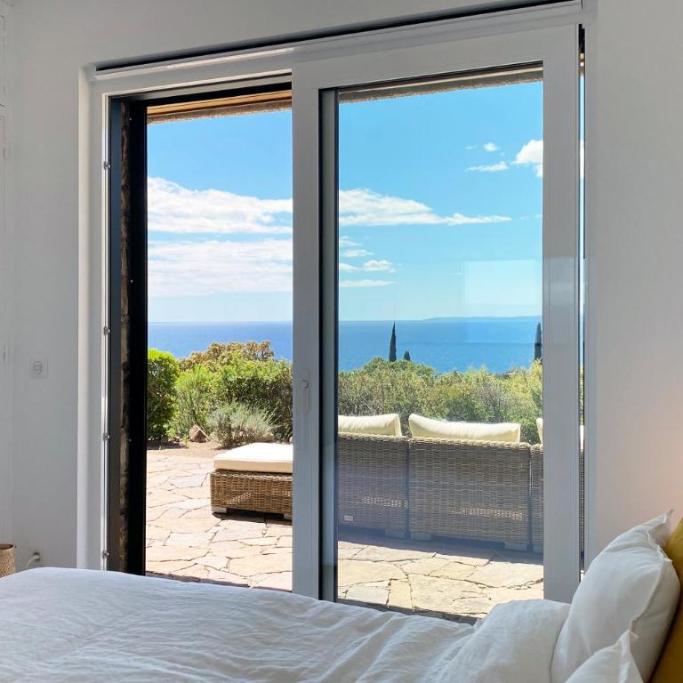 Superbe petite villa moderne surplombant la mer - Villa con 2 Camere da Letto - 17