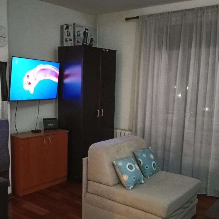 Ogi apartman - One-Bedroom Apartment - 2