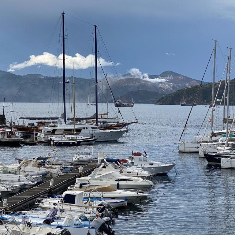 Lipari Centro Storico Flat 7 mins from port - Appartamento con 1 Camera da Letto - 21