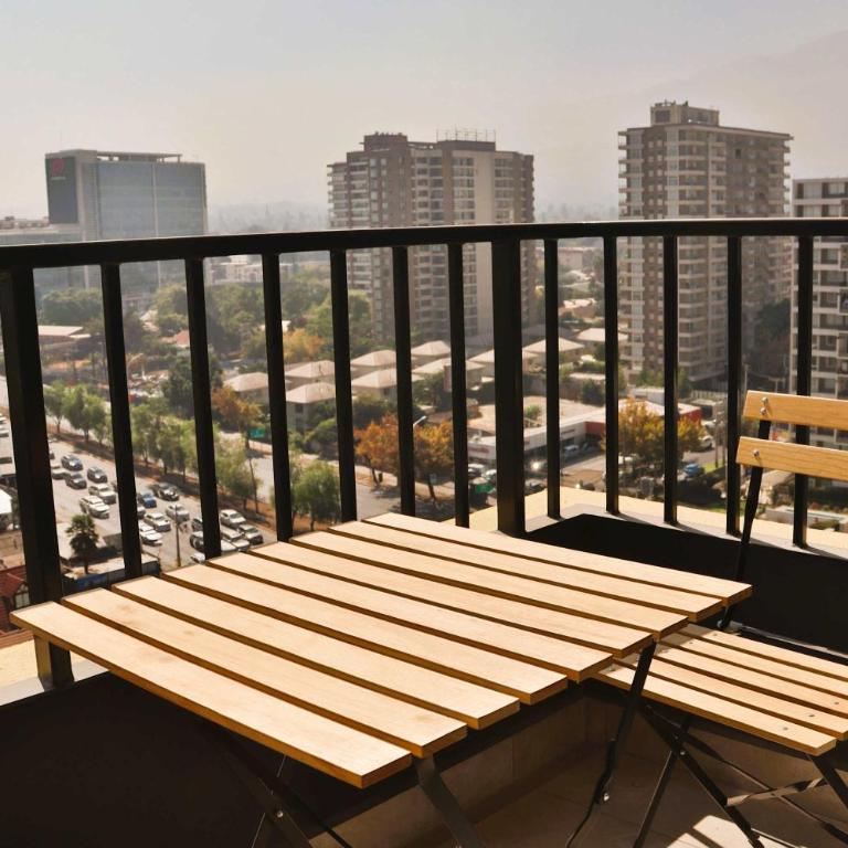 HOM I Amplio y Espectacular Depto 2D2B Nunoa 4PAX - Apartment - 68