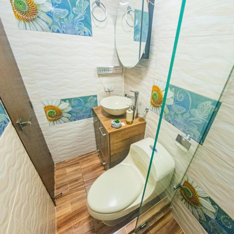 Lujoso Apartamento en Zona de Comercio - Apartamento de 3 dormitorios - 4