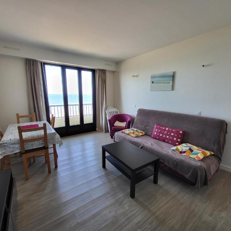 Studio rénové face mer avec balcon au centre plage, proche commerces - Les Sables d'Olonne - FR-1-92-748 - Apartment (4 Erwachsene) - 17