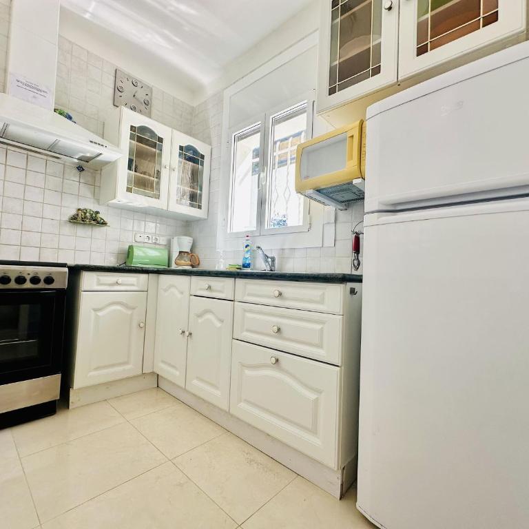 Apartamento en Roses con Terraza y Parking para 6 - ES-258-116 - Apartamento - 14
