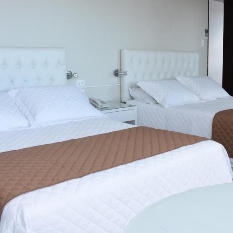 Hotel Boutique Plaza24 - Habitación Doble Familiar - 1