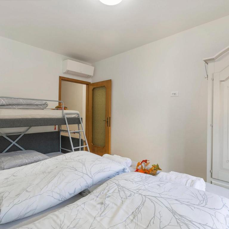 Villa Pastoedo Apartments - Apartamento de 1 dormitorio con balcón - 8