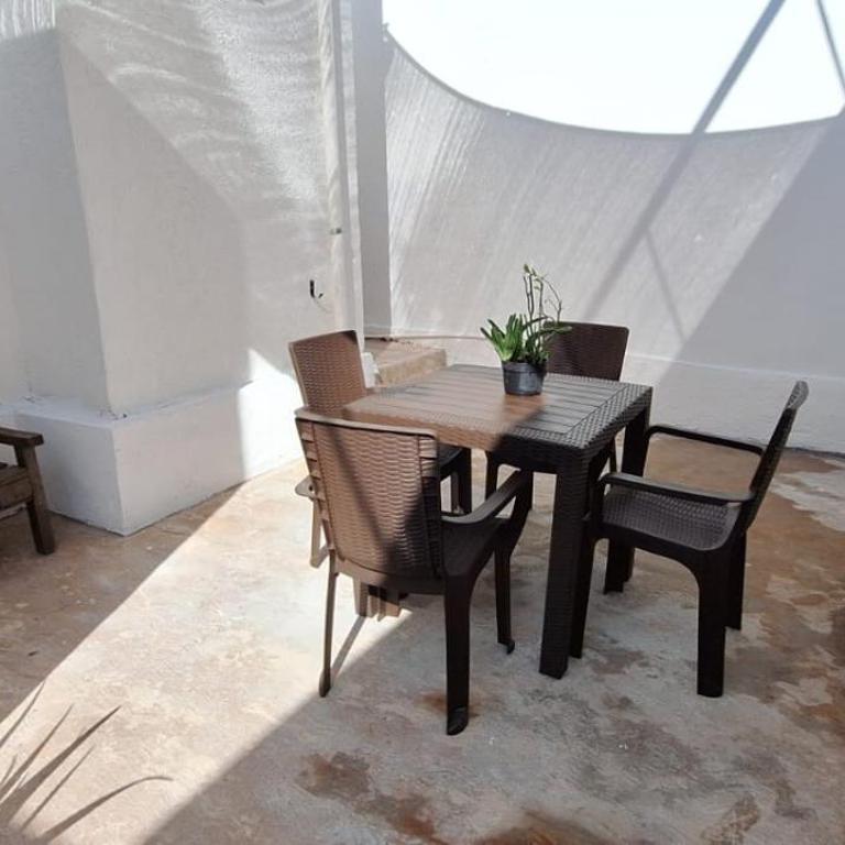 Casa en Puesta del Sol/Excelente Ubicación/2 Hab/Wifi/Netflix/Super comoda - Two-Bedroom House - 69