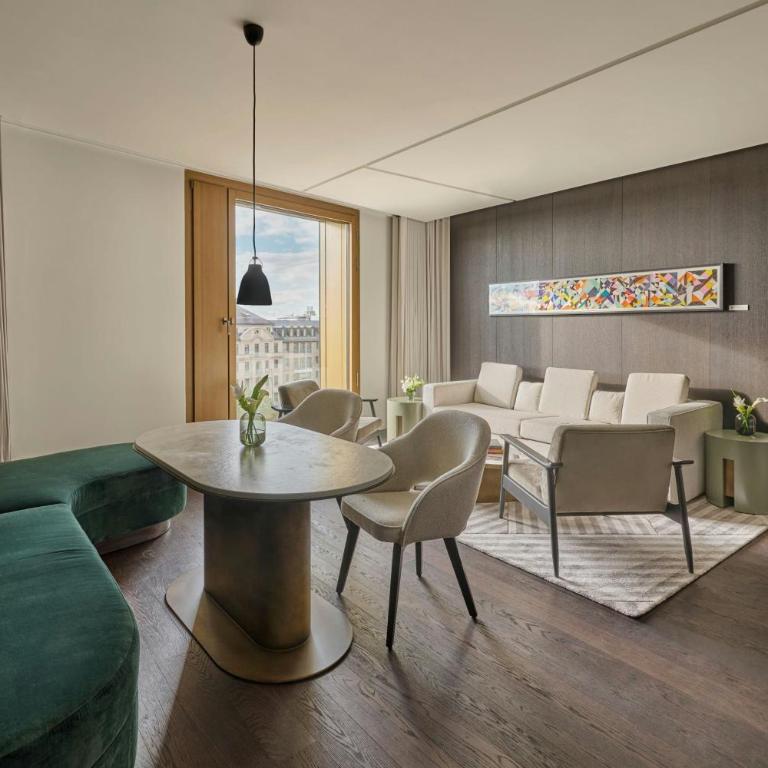 Koenigshof, a Luxury Collection Hotel, Munich - One-Bedroom Panorama King Suite with City View - 5
