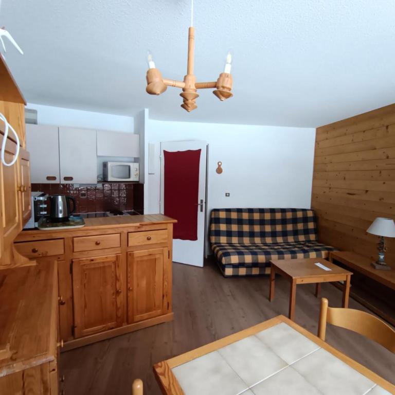 Résidence Ferme D'augustin - Batiment F - Appartement 2 pièces 4/6 personnes -Skis aux pieds MAE-9144 - Appartement - 1