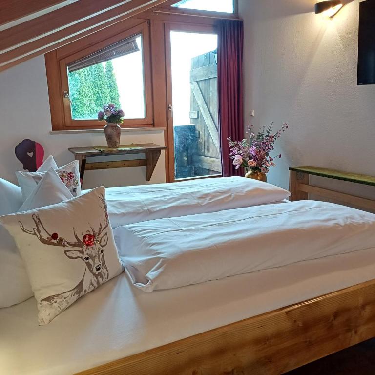 Haus Miele - Doppelzimmer mit Bergblick - 4